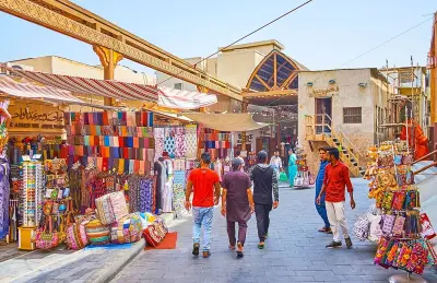 Al Fahidi Souk - Ultimate Visiting Guide 2026