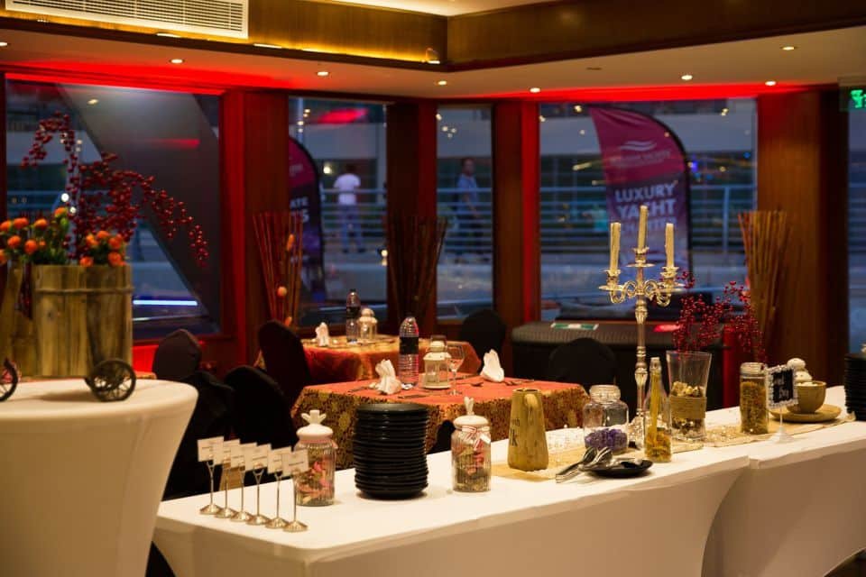 Spectacular Dinner Cruise Dubai 2026