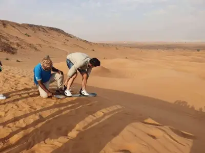 Dubai Sandboarding Experience